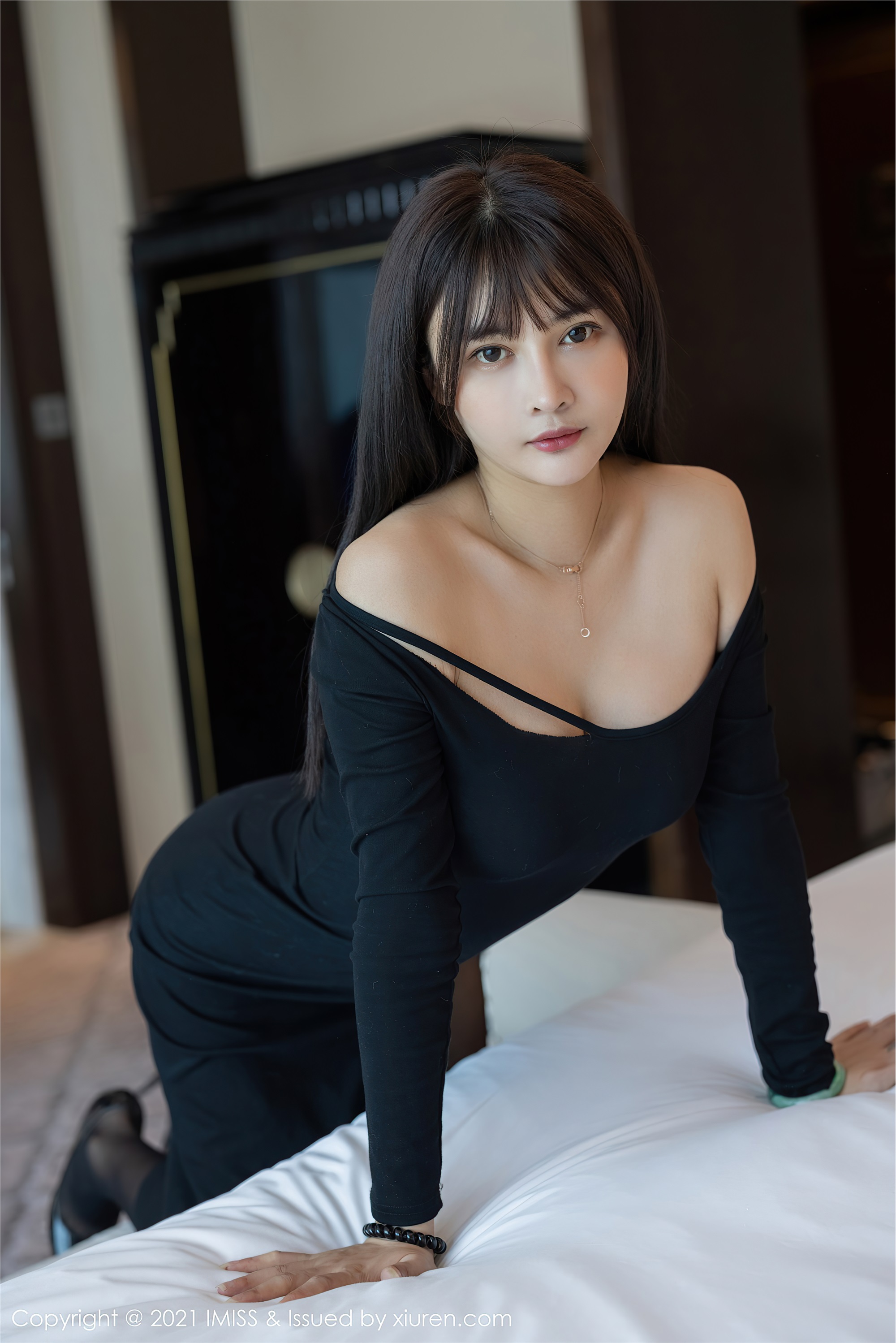 IMiss爱蜜社 2021.04.28 Vol.585 萌奈子